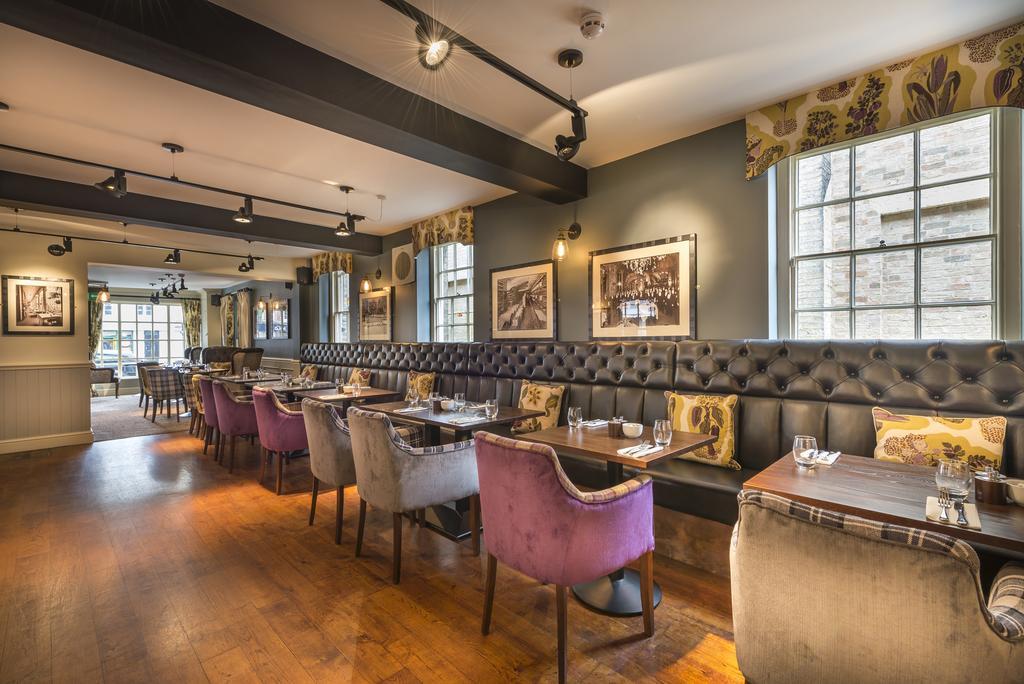 The Golden Lion Hotel, St Ives, Cambridgeshire Экстерьер фото