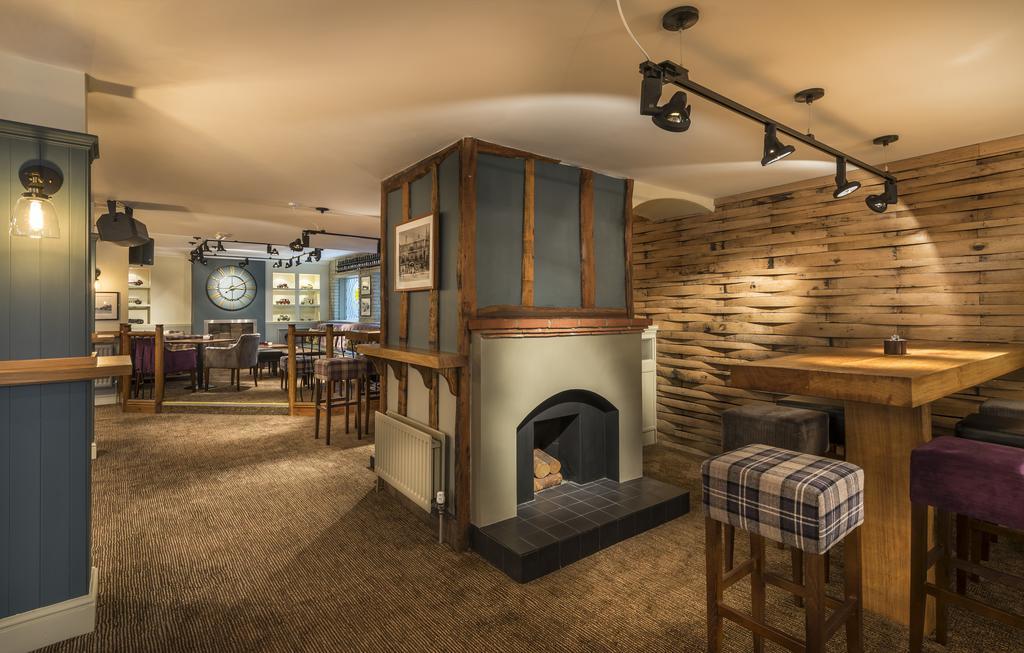The Golden Lion Hotel, St Ives, Cambridgeshire Экстерьер фото
